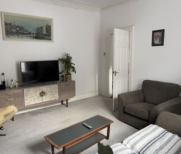 Room in a Shared House, Westover Road, LS13 - Photo 3