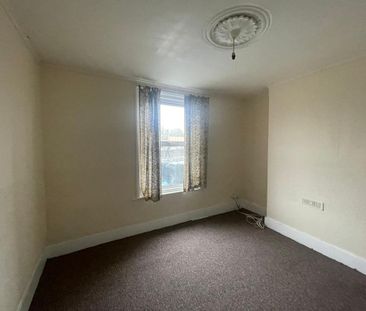 1 bedroom ground floor flat to rent - Photo 2