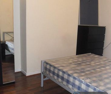 4 bedroom terraced house to rent - Photo 4