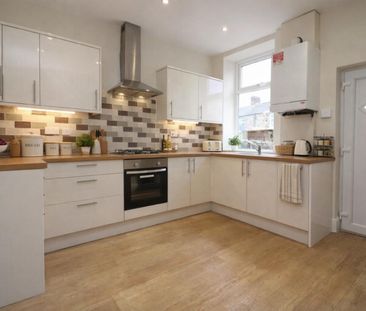 2 bedroom House To Let Total Size: 668 SQ FT - Photo 5