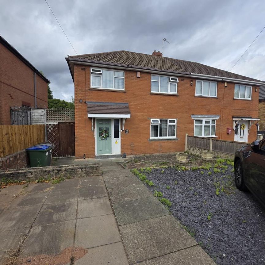 3 bedroom semi-detached house to rent - Photo 1