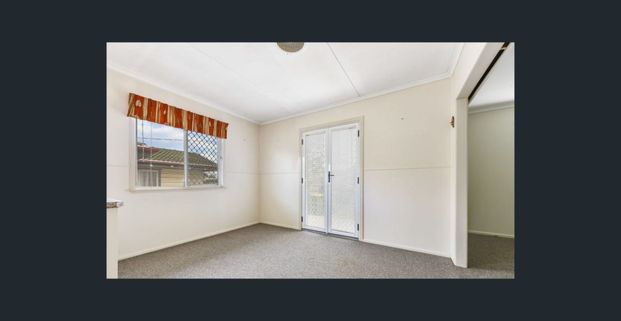 Low maintenance, tidy timber Home in Quiet Street - Photo 1