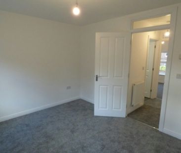 Semi-detached house to rent on - Photo 1