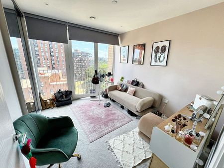 1 Moorhen Drive, Hendon, NW9 - Photo 3