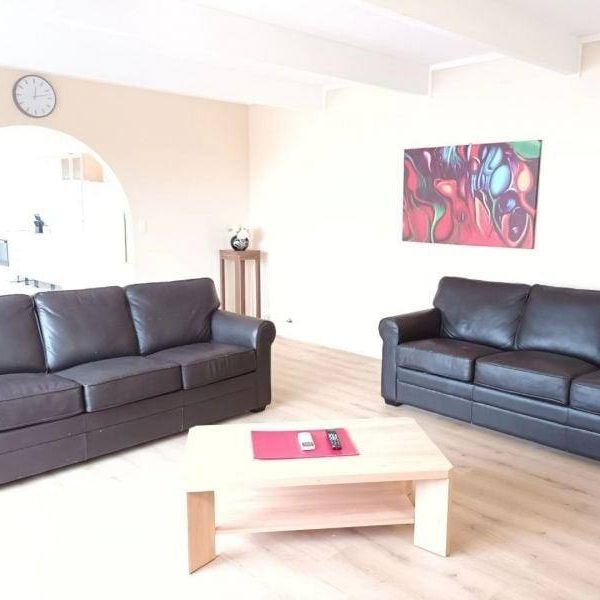 4 BEDROOM 2 BATHROOM APARTMENT above MOTEL ROOMS - Photo 1