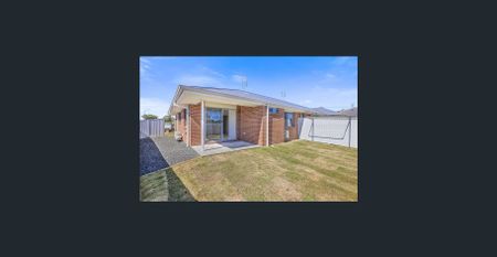 2/14 Mustang Close, Hillvue, NSW 2340 - Photo 2