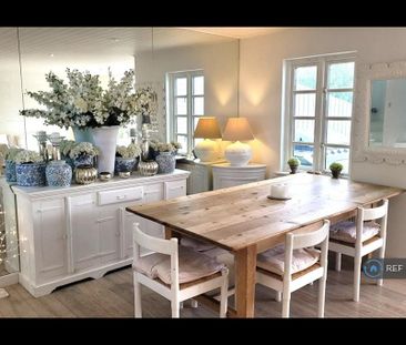 3 bedroom terraced house to rent - Photo 5