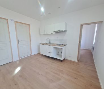 Location Appartement 2 pièces 24m² - Photo 2