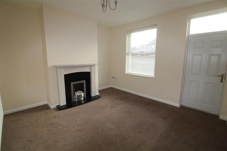 2 bedroom terraced house to rent - Photo 2
