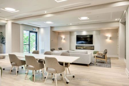 319 Merton Street #PH10 - Photo 3