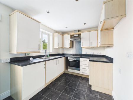 3 bedroom terraced house to rent - Photo 5