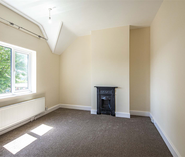 3 bedroom end of terrace house to rent - Photo 6