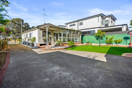 Family Favourite - Photo 4