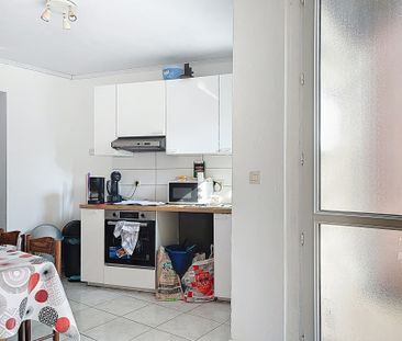 Appartement met één slaapkamer in Morlanwelz - Photo 5