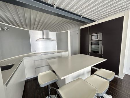 Location Appartement 2 pièces 75m² LA ROCHELLE 17000 - Photo 5