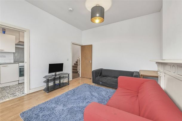 Valley Road, London, SW16 - Photo 1