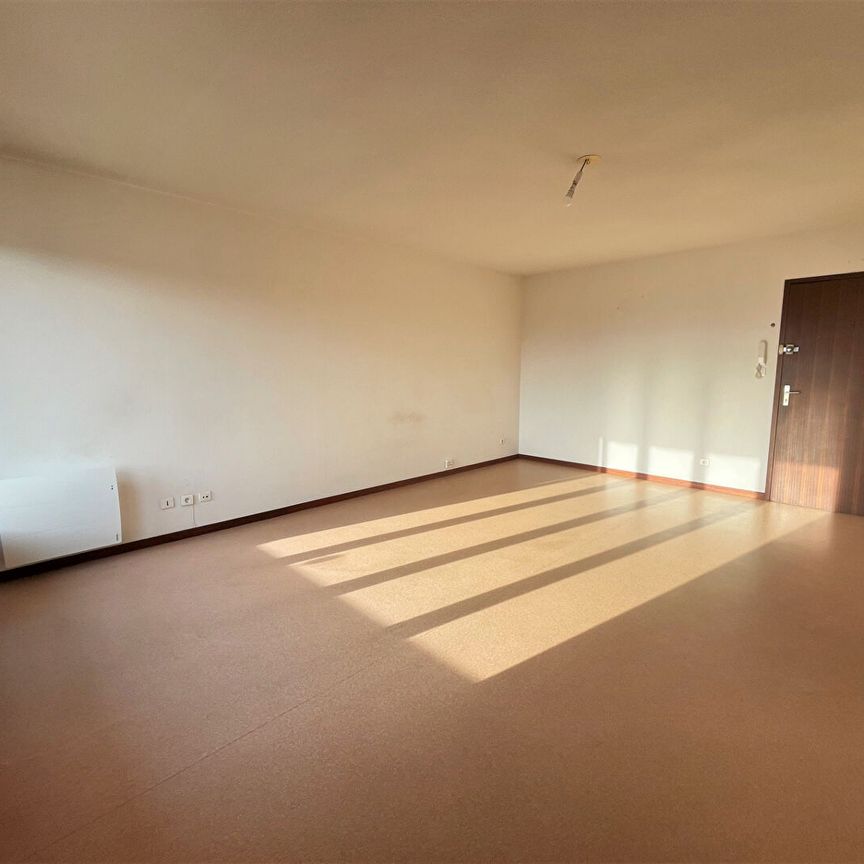 Location Appartement 2 pièces 55m² - Photo 1