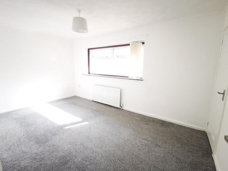 2 bedroom semi-detached house to rent - Photo 4