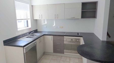 Modern Birkenhead Townhouse - Photo 5