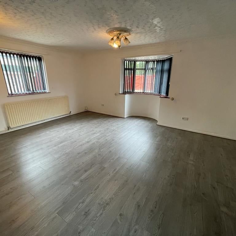 Room in a Shared House, Holbrook Lane, CV6 - Photo 1