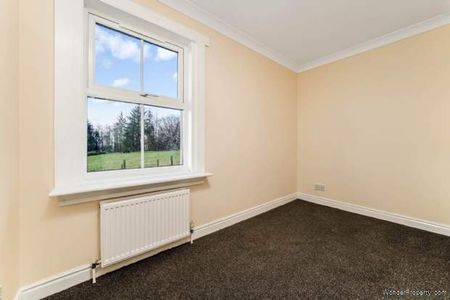 3 bedroom property to rent in Johnstone - Photo 4