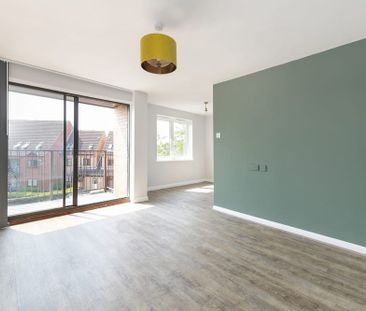 Heron Wharf, Nottingham, NG7 - Photo 1