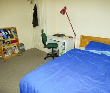 1 Bed - Sea View Place, Aberystwyth, Ceredigion - Photo 6