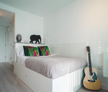 Studio to rent - Photo 1