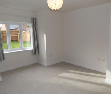 2 BED Bungalow To rent - Photo 3