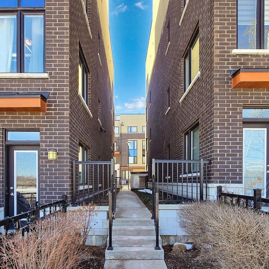 For Lease - 1555 Kingston Road Unit# 313, Pickering, Ontario - Photo 1