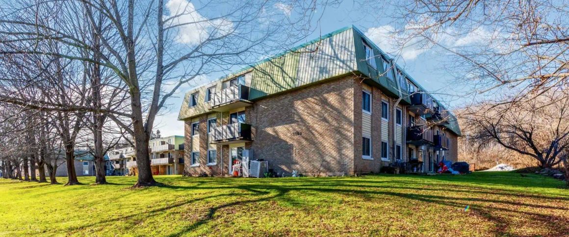6th Street Apartments — 1 Bedroom, 1 Bath - Photo 1