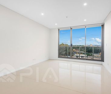 Brand New North East Facing 2 bed 2 bath with study Apartment - Photo 3