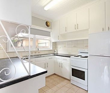 Sophisticated two-bedroom apartment - Photo 3