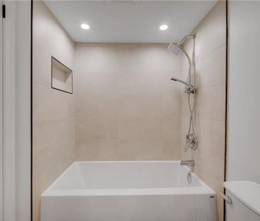 For Lease - 1339 Augustine Drive, Burlington, Ontario - Photo 6