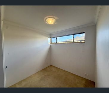 1/152 Willespie Drive, Pearsall, WA 6065 - Photo 6