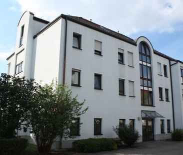 2-Zimmer-Wohnung mit Balkon und ebenerdigen Tiefgaragenstellplatz i... - Photo 2