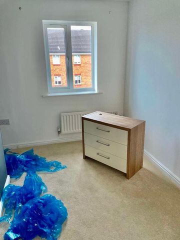 Godwin Way, Stoke-on-trent, Staffordshire, ST4 - Photo 4