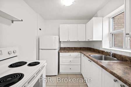 For Lease - 69 Old Mill Terrace Unit# 18, Toronto, Ontario - Photo 4