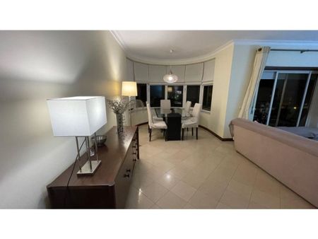 4 room luxury Apartment for rent in Faro, Distrito de Faro - Photo 4