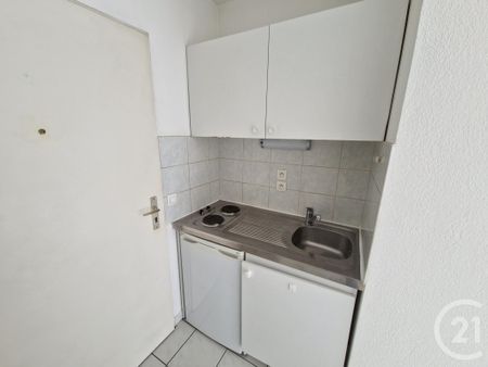 Location Appartement 1 pièce 21m² MONTPELLIER 34090 - Photo 2