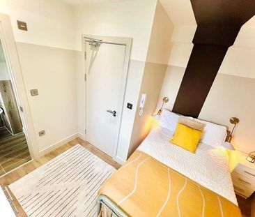 Room in a Shared House, Kingston Road, SW20 - Photo 4