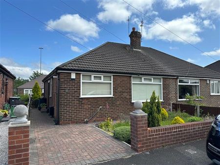 2 Bedroom Bungalow For Rent in Teasdale Close, Oldham - Photo 4