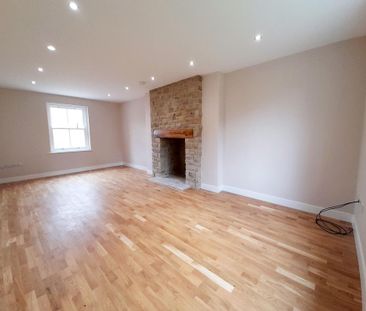 4 bedroom semi-detached house to rent - Photo 3