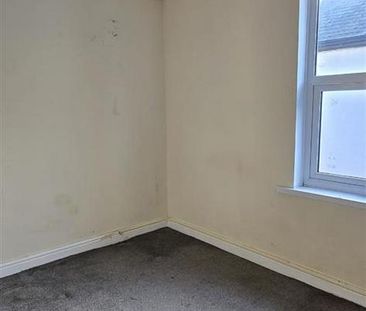 5 bedroom end of terrace house to rent - Photo 6