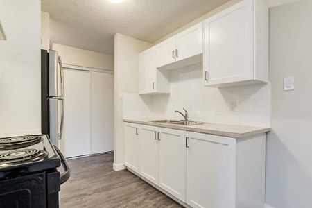 Premier Suite - 2 Bedroom - Photo 4
