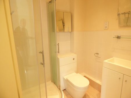 3 bedroom house to rent Church Terrace, Bures, CO8 - Photo 5
