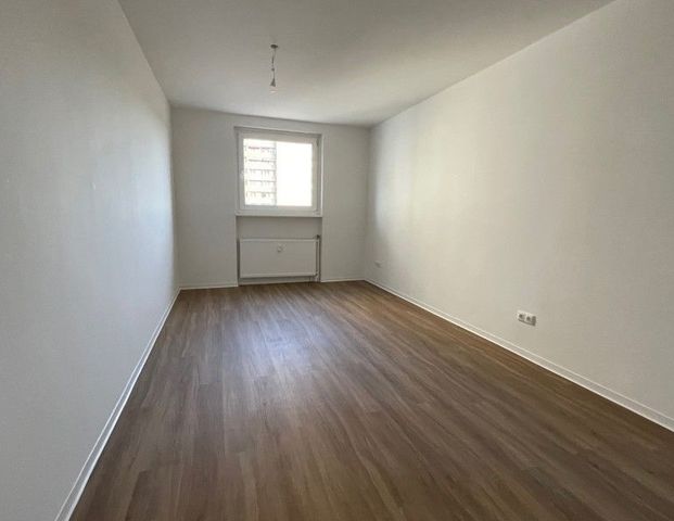 Sanierte 2-Zimmerwohnung mit Balkon - Photo 1