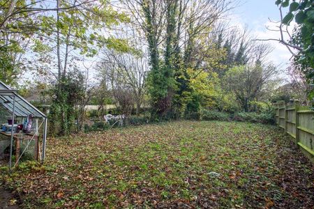 3 bedroom bungalow to rent - Photo 2