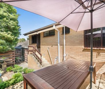 2/65 Nell Street, Greensborough - Photo 3