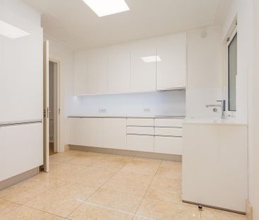 2 room luxury Flat for rent in Lisbon - Photo 1